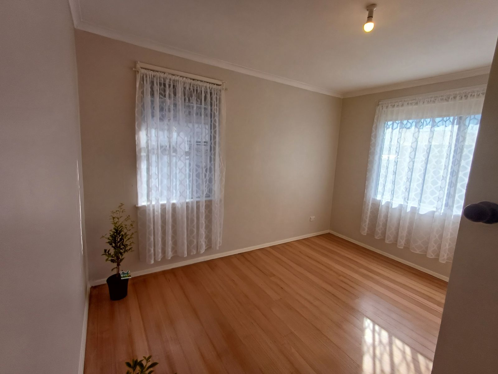 13 Cameron Avenue, Shepparton, VIC 3630, Shepparton - Thumbnail 6