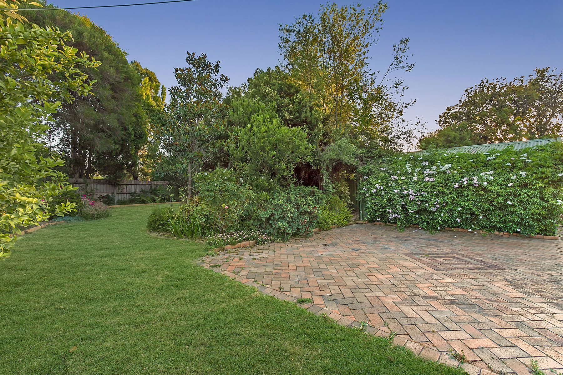 22 Glen Park Road, Bayswater North - Thumbnail 4