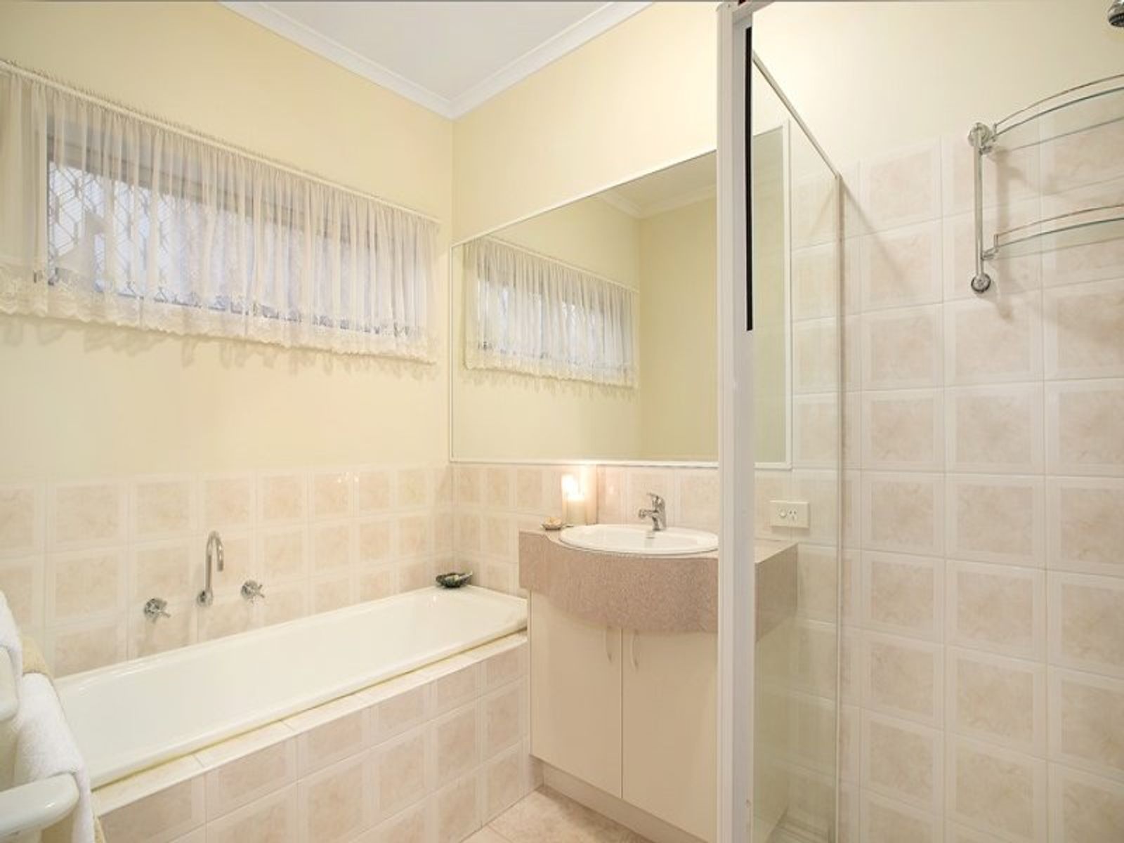 15 Nurten Parade, Aspendale Gardens, VIC 3195, Aspendale Gardens - Thumbnail 8