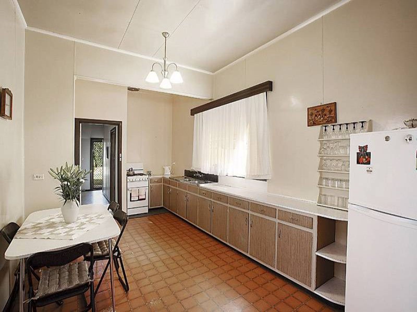 40 Lincoln Road, Essendon - Thumbnail 4