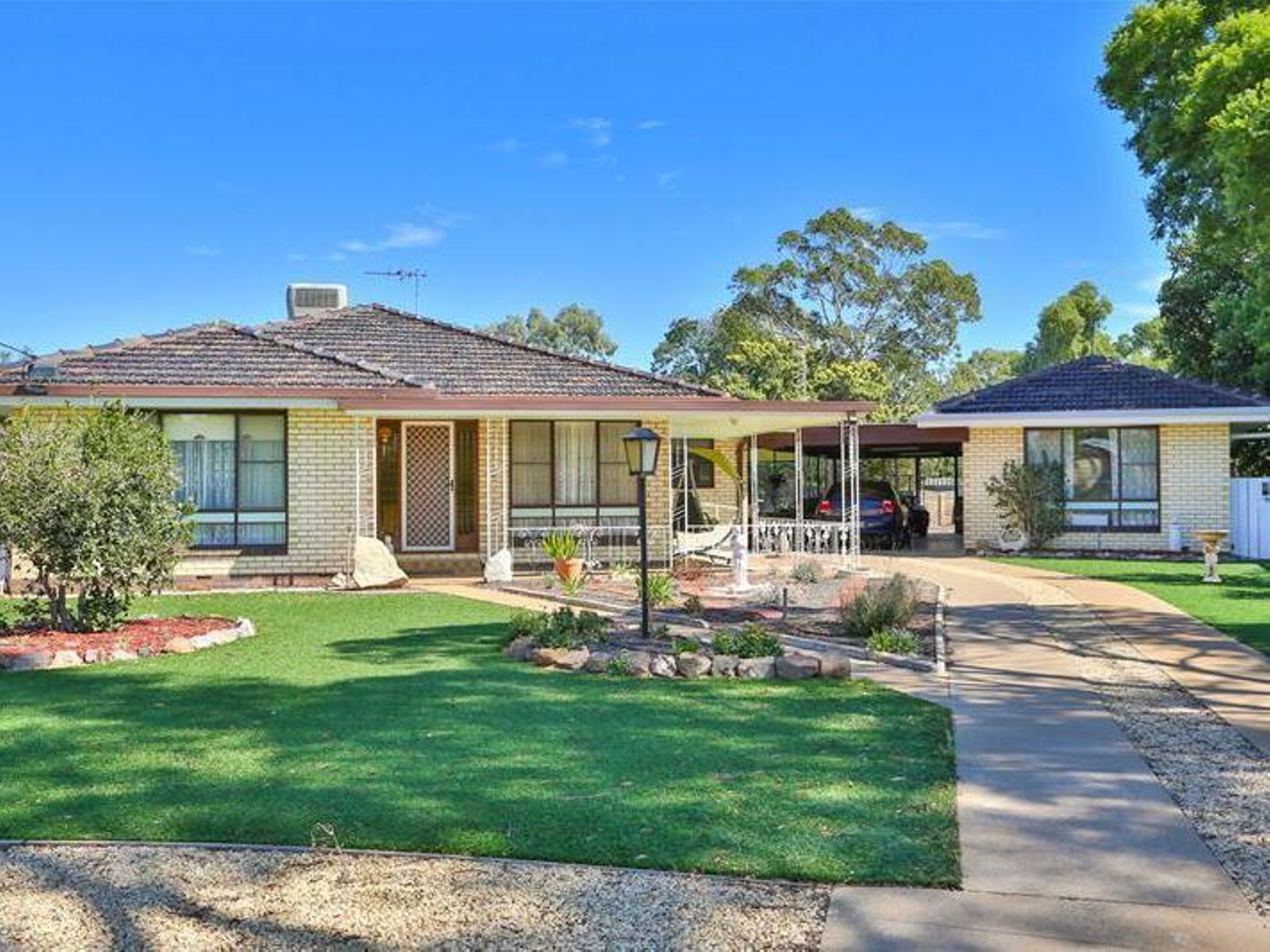 8 Robyn Court, Irymple - Image 1