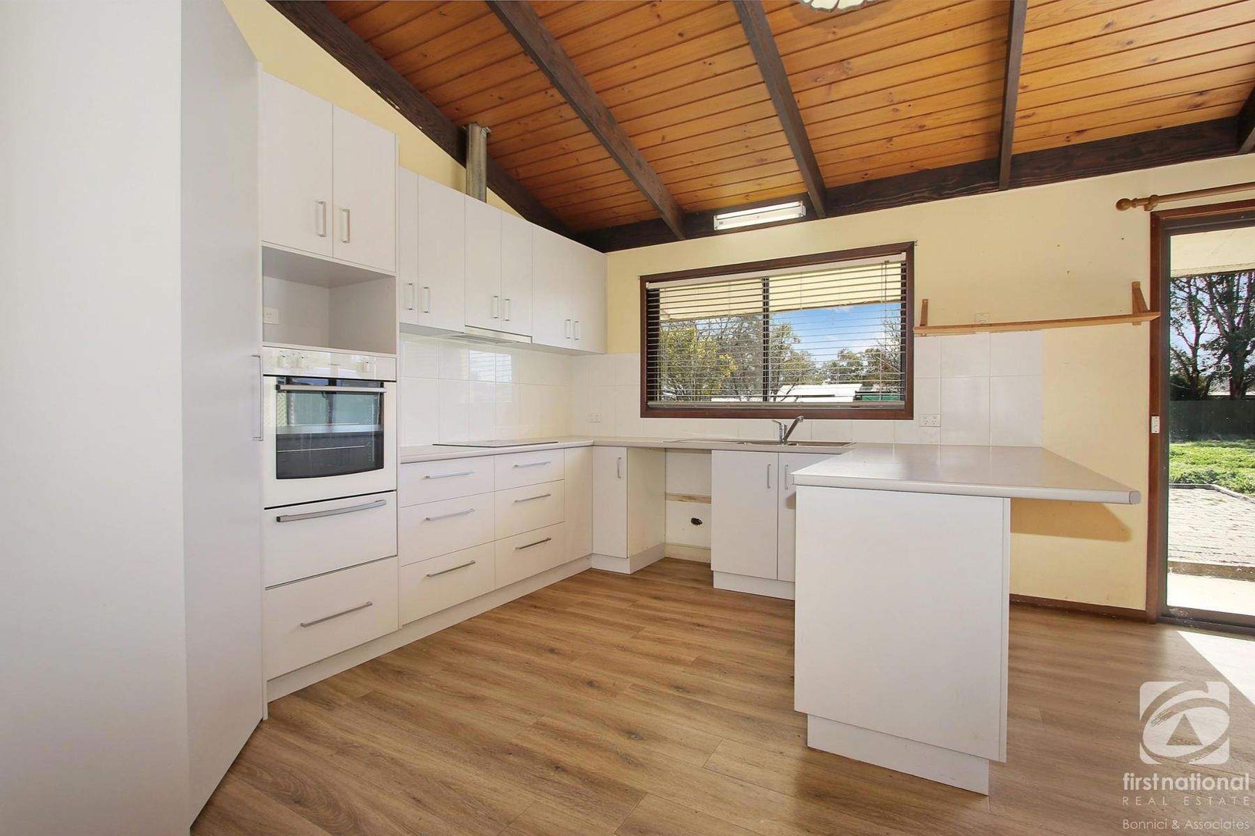 145 Bank Street, Howlong NSW 2643, Howlong - Thumbnail 2