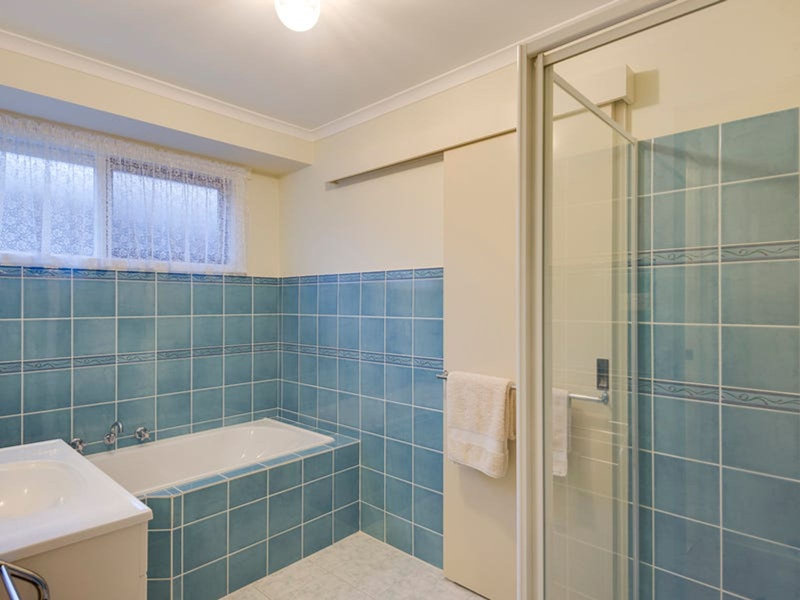 73 Gleneagles Drive, Endeavour Hills, VIC 3802, Endeavour Hills - Thumbnail 5