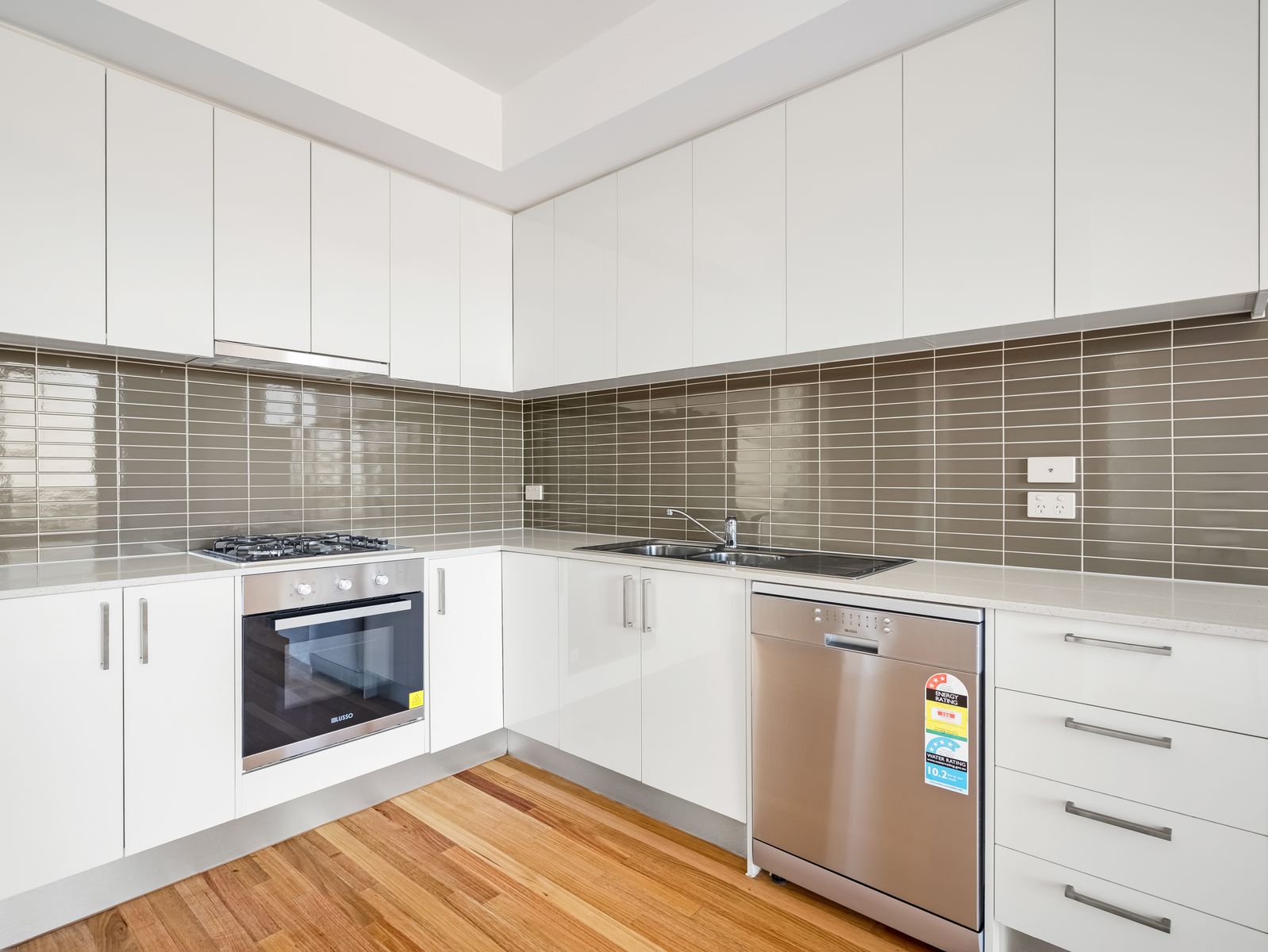 227 Duke Street, Sunshine North, VIC 3020, Sunshine North - Thumbnail 5
