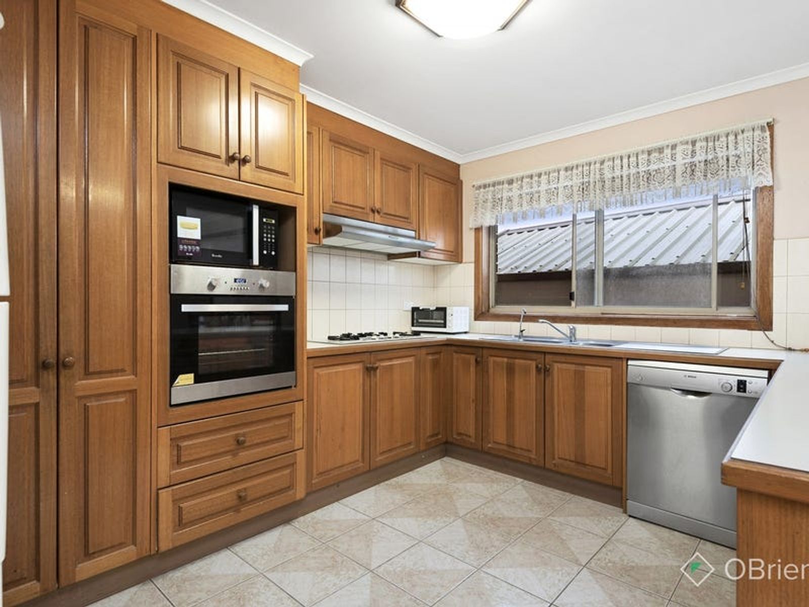 25 Cunningham Dve, Endeavour Hills, VIC 3802, Endeavour Hills - Thumbnail 4