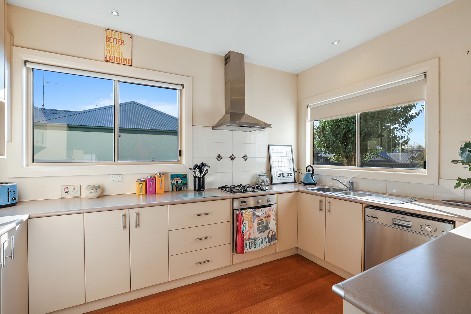 38 Peace Avenue, Warragul, Warragul - Thumbnail 7