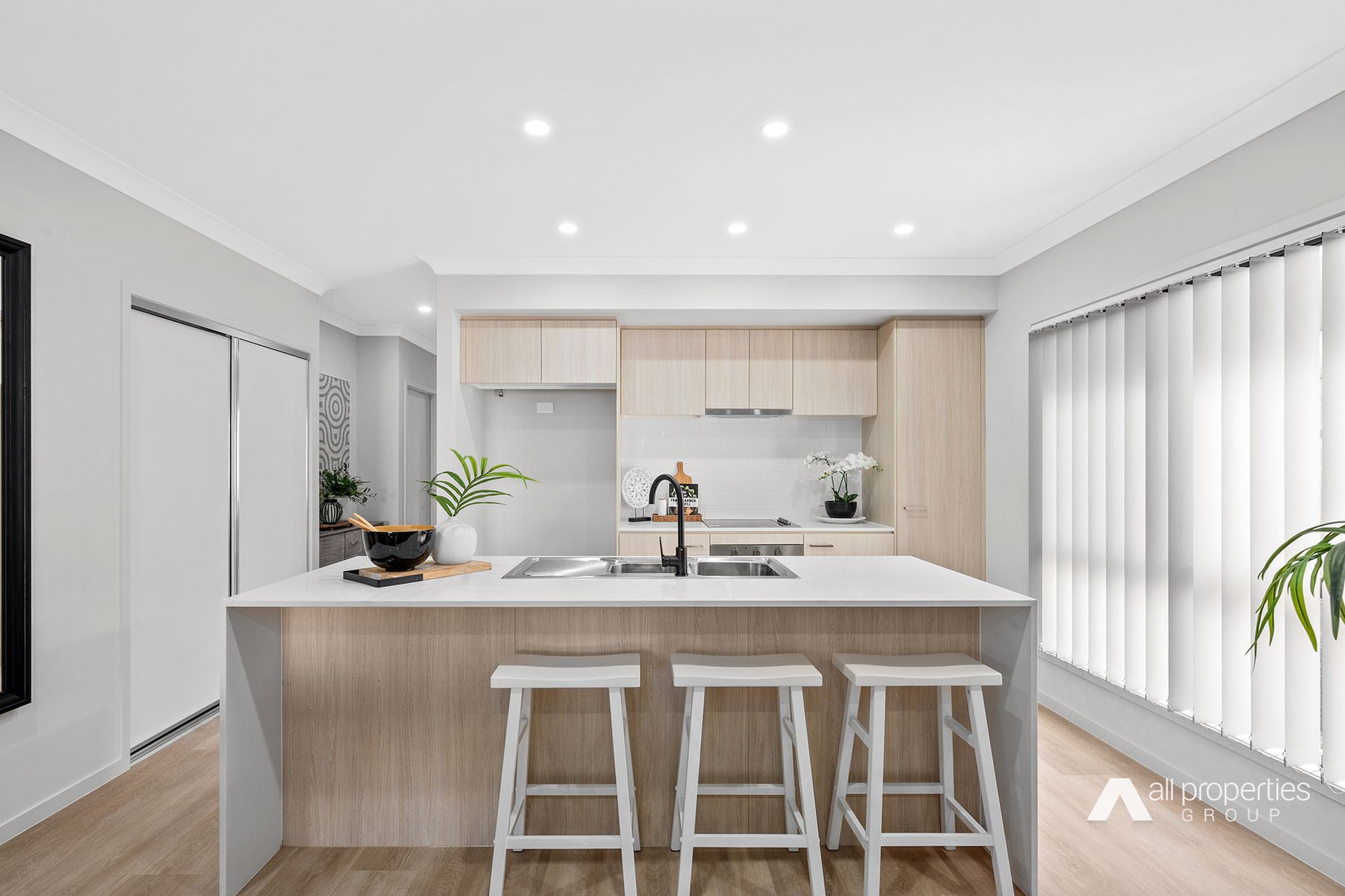 5 Mills Way, Greenbank QLD 4124, Greenbank - Thumbnail 4
