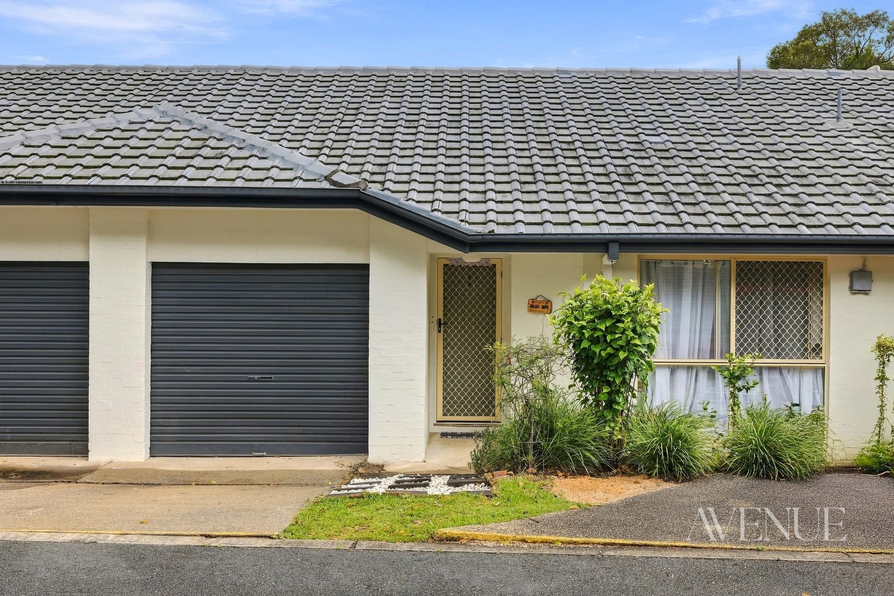 7/3 Arundel Drive, Arundel - Image 1