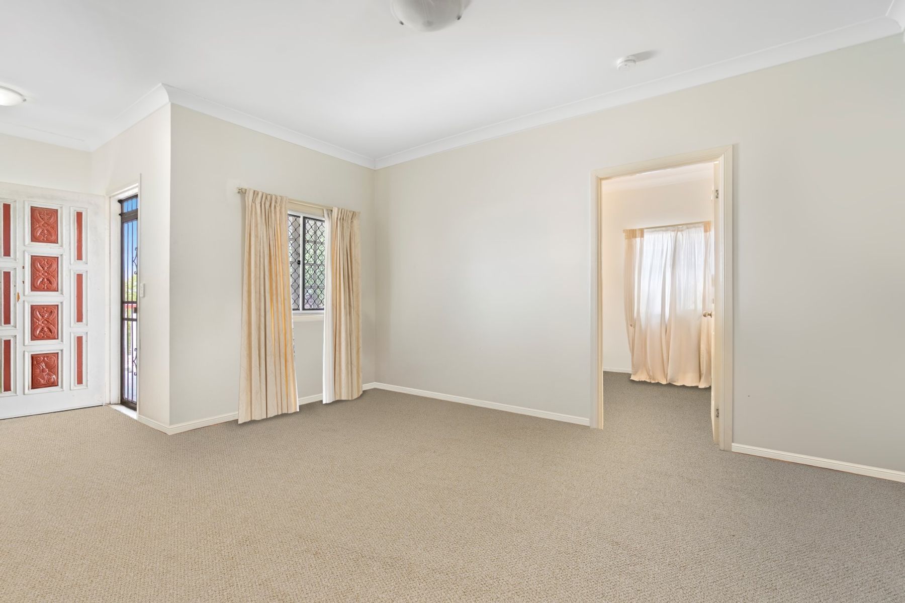 16 Kitchener Street, Booval QLD 4304, Booval - Thumbnail 6