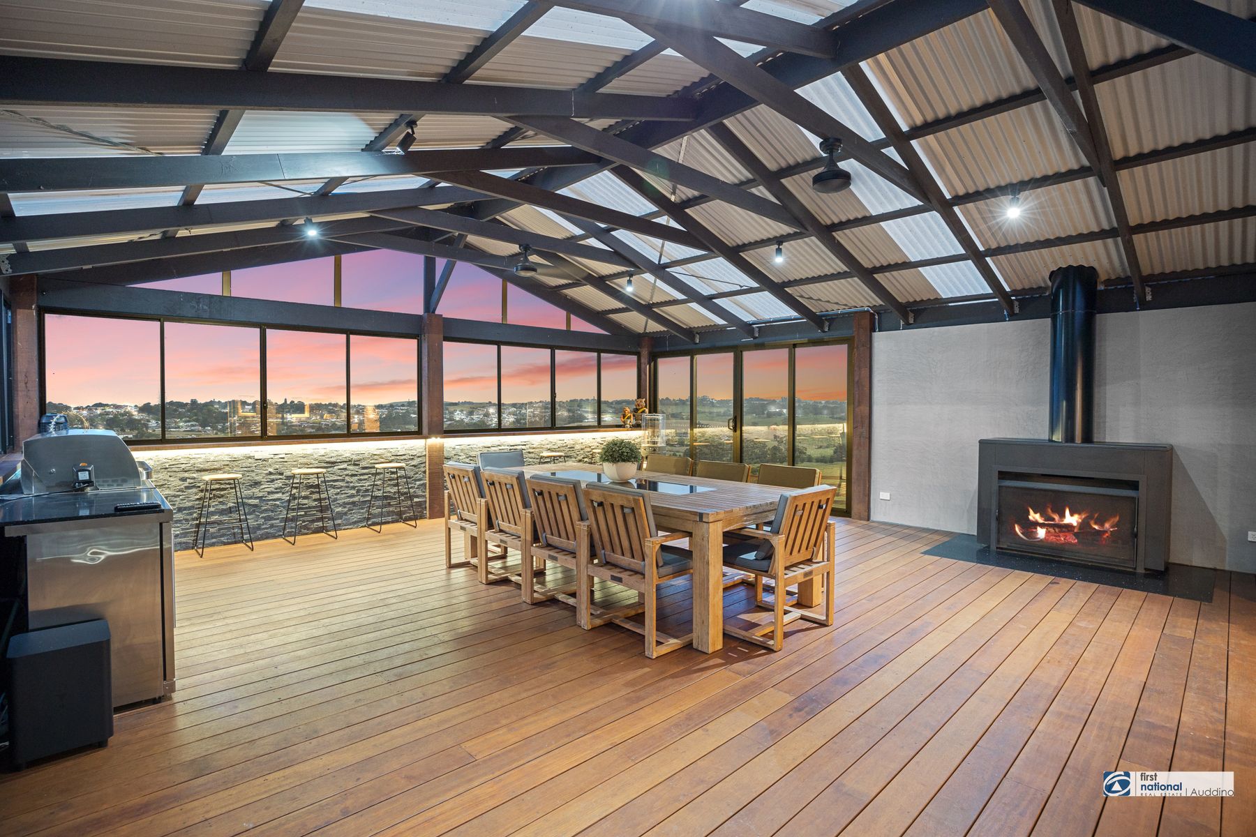 070 Open2view ID730826 South Gippsland Highway