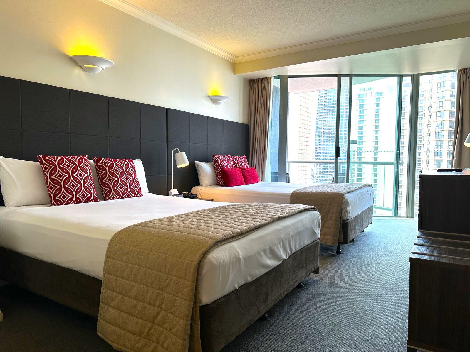 1505-1506/25 Laycock Street, Surfers Paradise QLD 4217, Surfers Paradise - Thumbnail 8