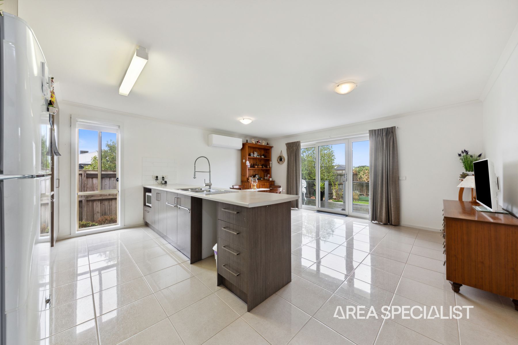 24 Lapis Street, Koo Wee Rup, VIC 3981, Koo Wee Rup - Thumbnail 6