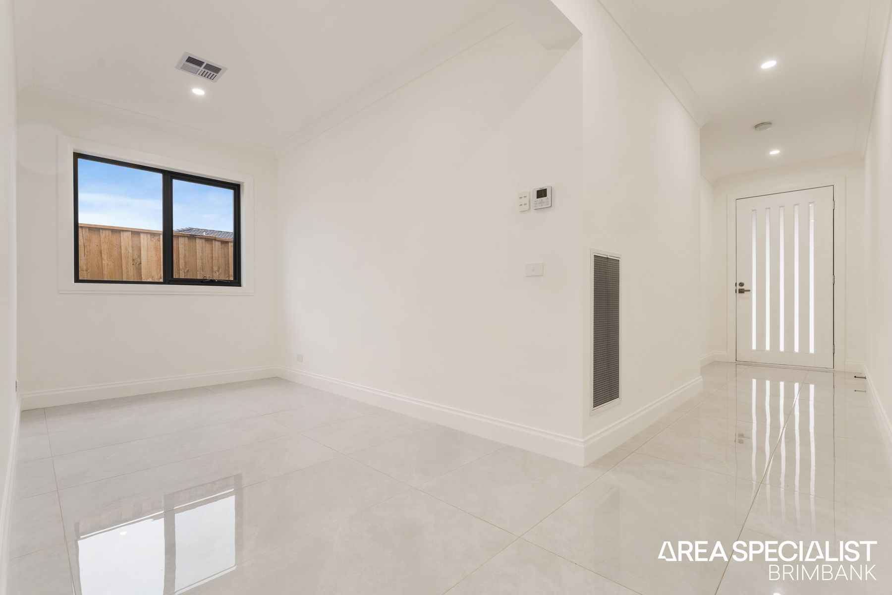 42 Adenmore Circuit, Deanside, Deanside - Thumbnail 7