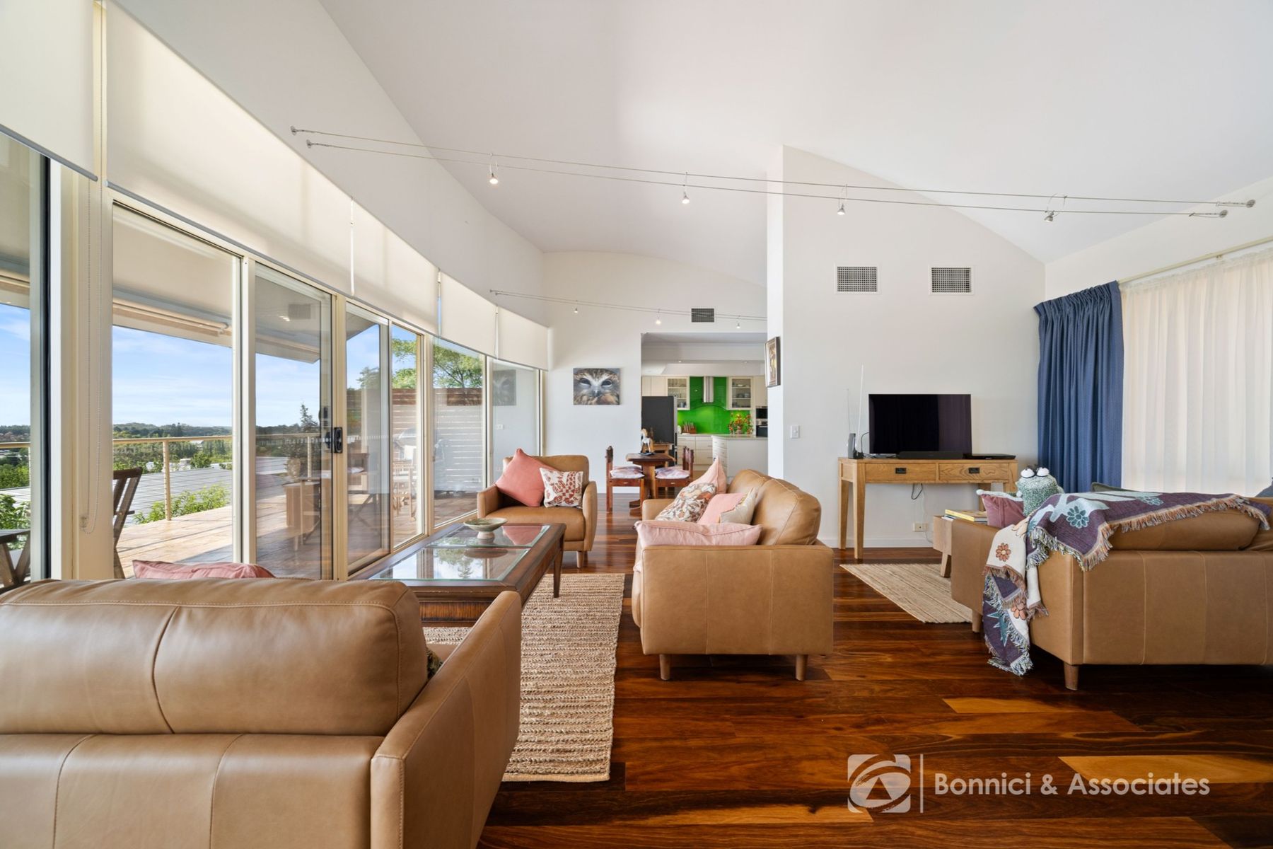16 Warner Road, Beechworth VIC 3747, Beechworth - Thumbnail 6