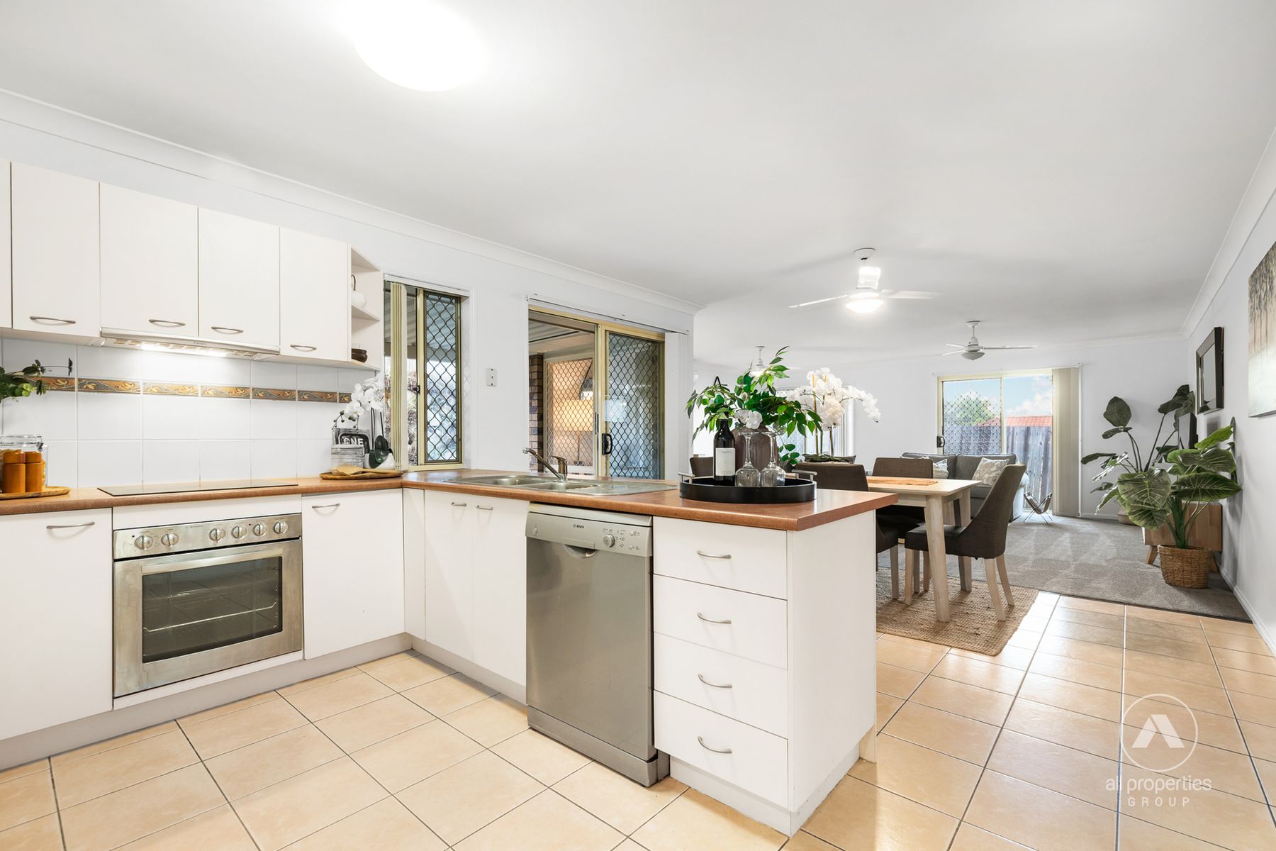 9 Farzana Place, Underwood QLD 4119, Underwood - Thumbnail 3