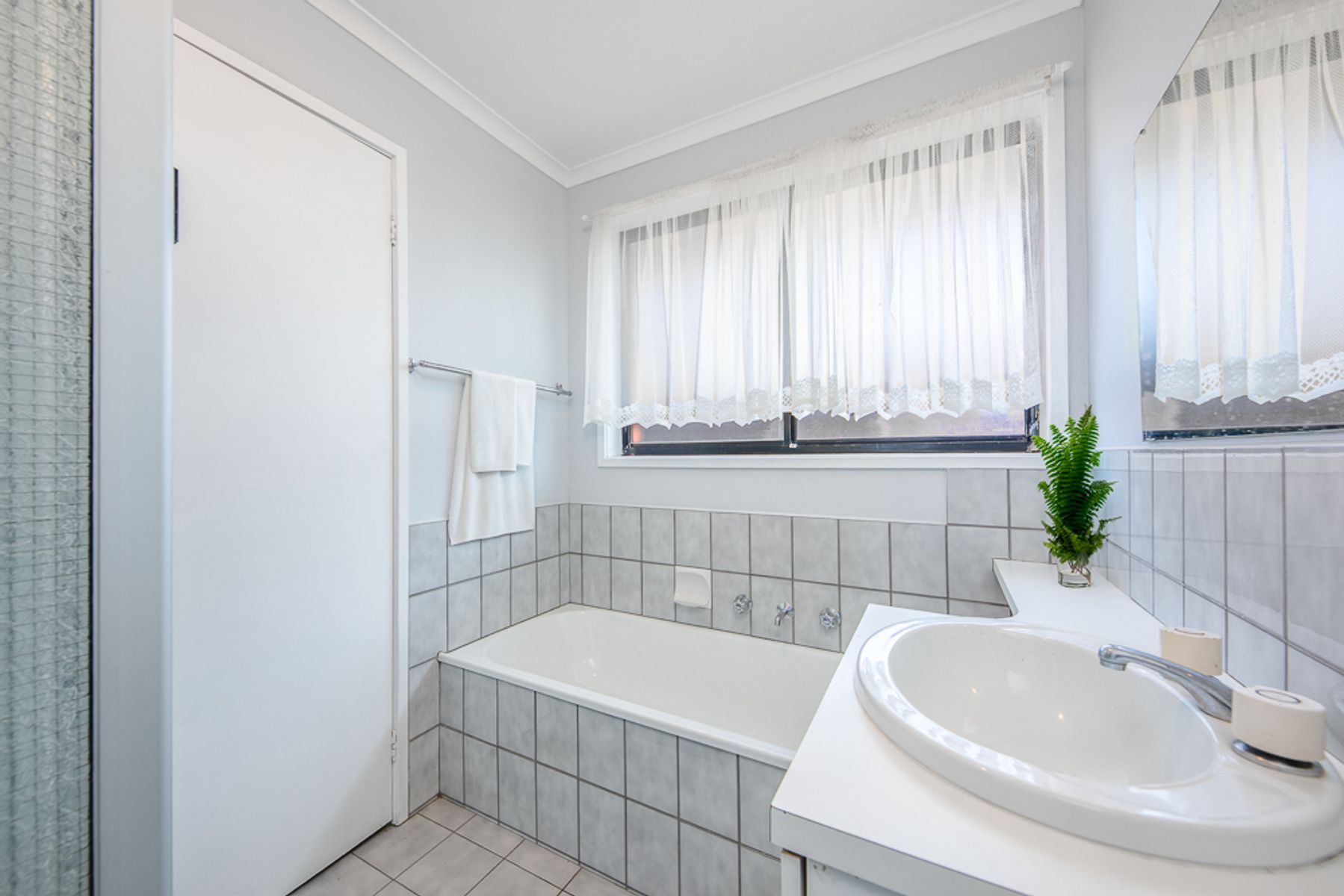 4 Sunbird Crescent, Hoppers Crossing VIC 3029, Hoppers Crossing - Thumbnail 5