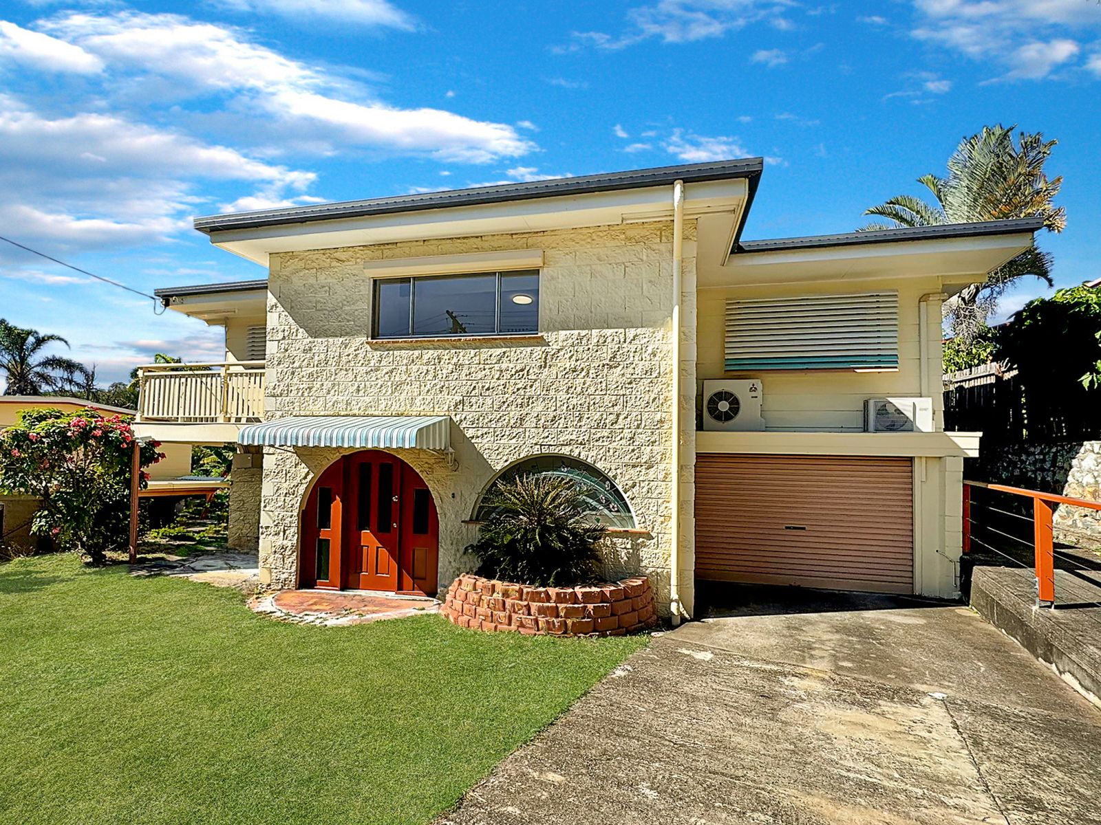 6 Barkala Close, West Gladstone Qld 4680 - Thumbnail 3
