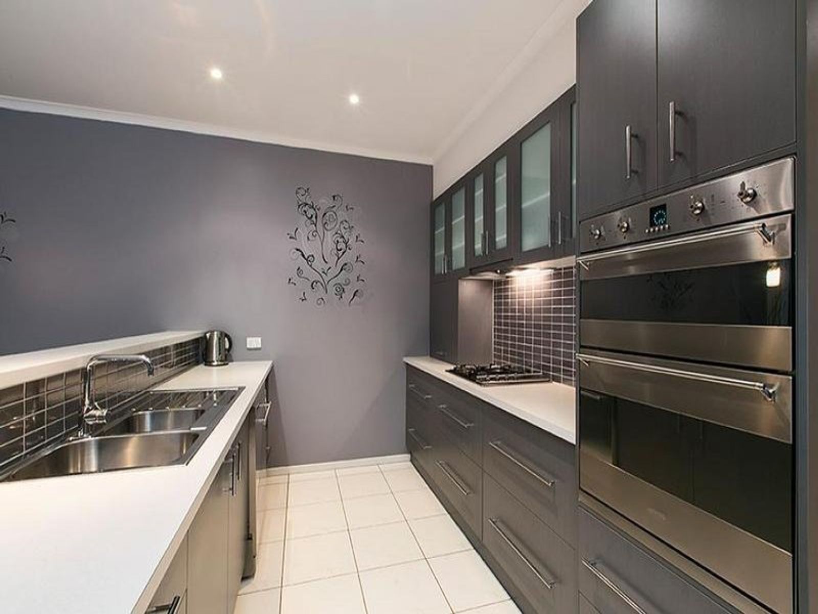 32 Newton Street, Kensington - Thumbnail 3
