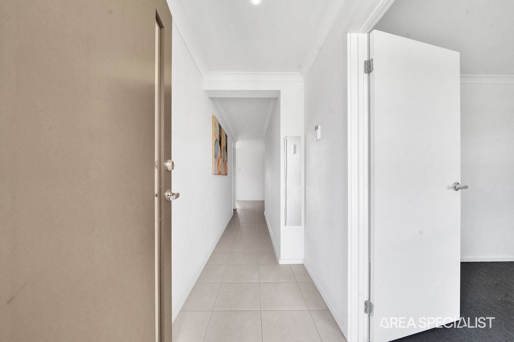 16 Houston Drive, Thornhill Park, VIC 3335, Thornhill Park - Thumbnail 3