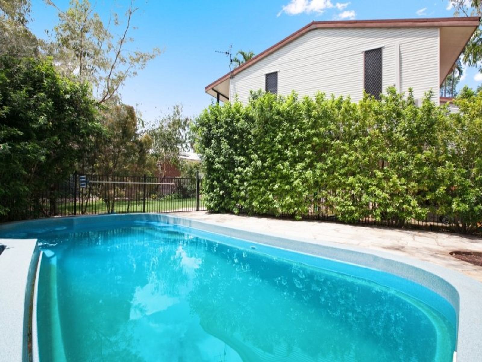 9 Goshawk Court, Leanyer NT 0812, Leanyer - Thumbnail 2