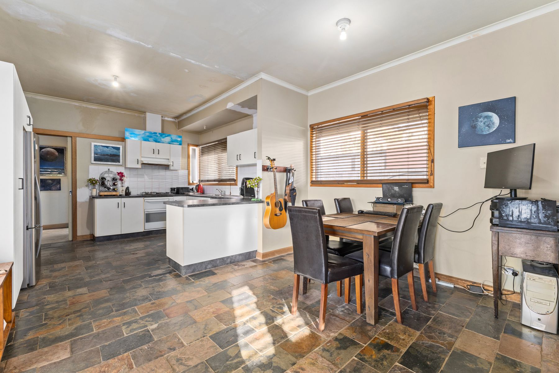 45 Hickox Street, Traralgon VIC 3844, Traralgon - Thumbnail 8