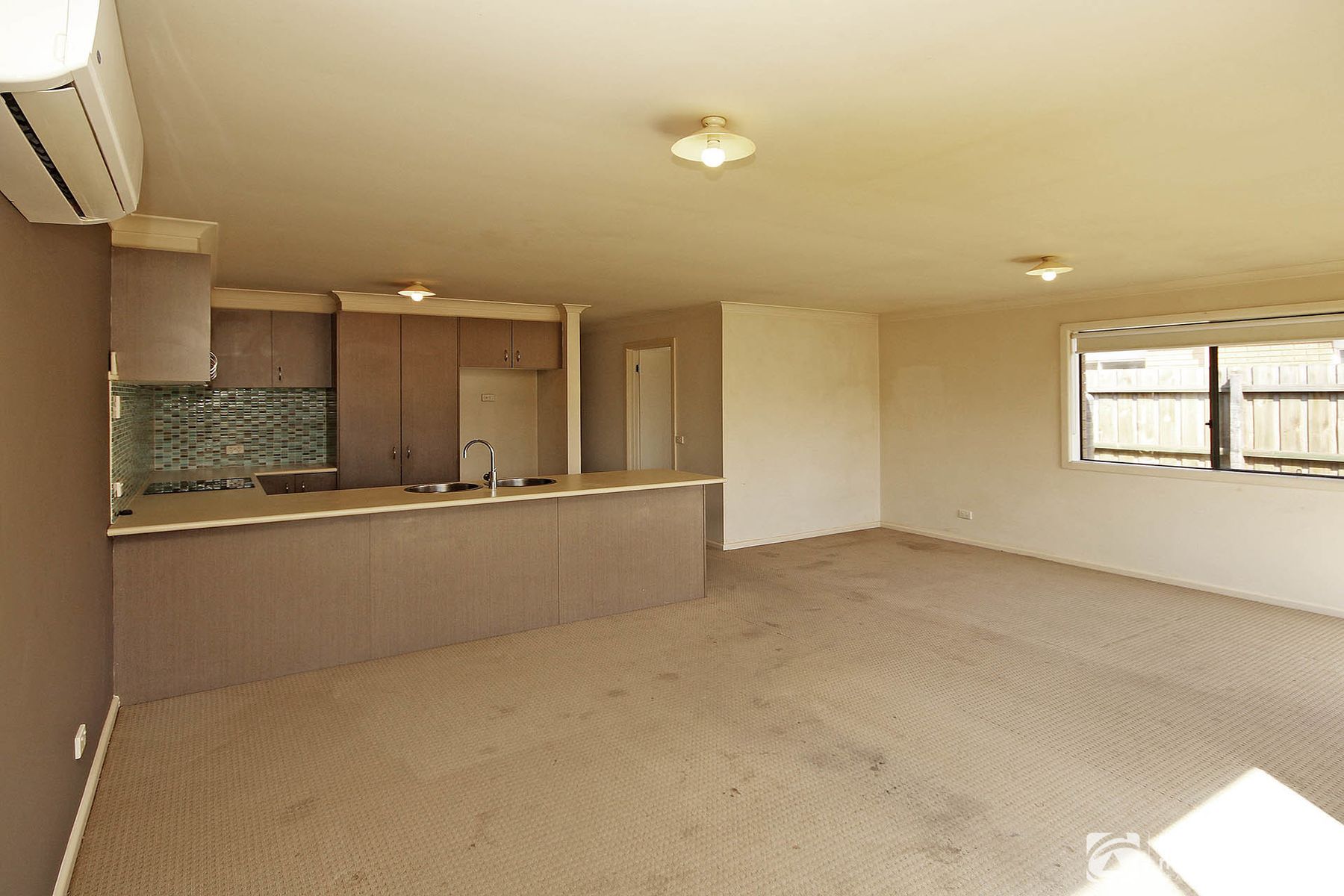 41 Calais Circuit, Cranbourne West VIC 3977, Cranbourne West - Thumbnail 4