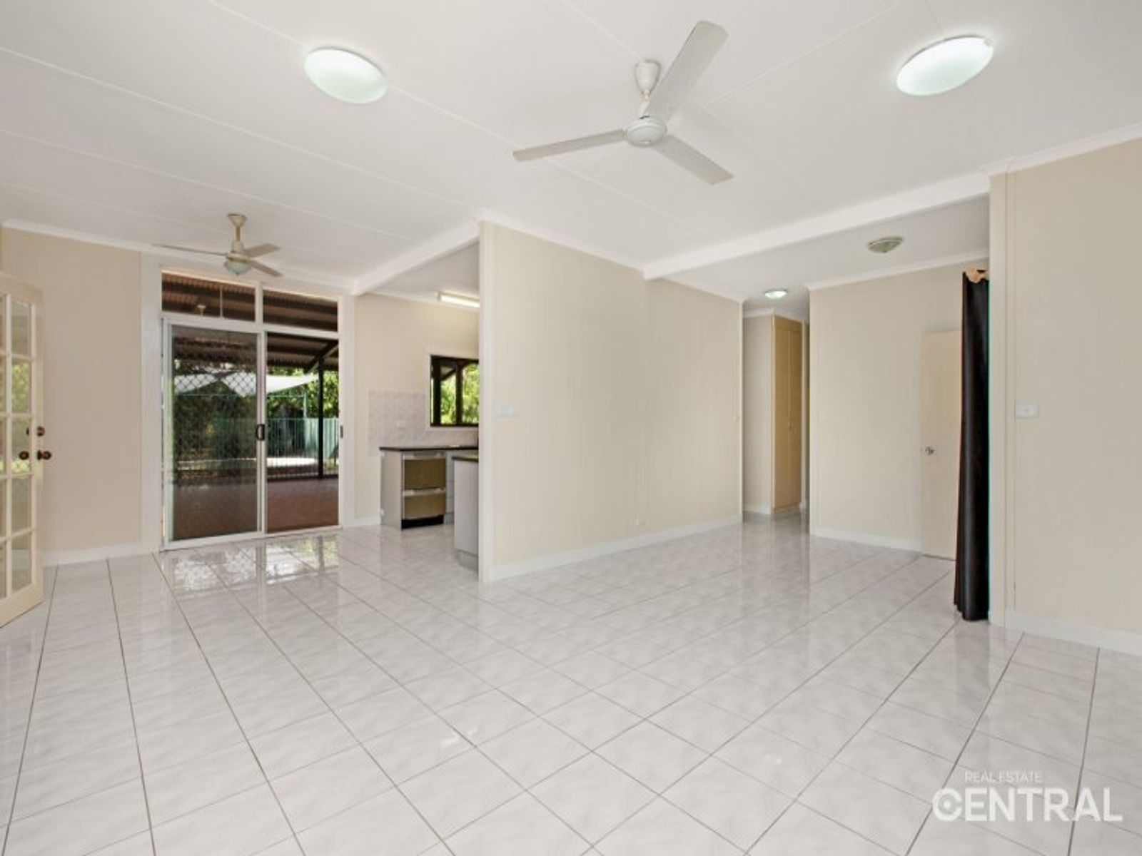 26 Gardenia Street, Nightcliff NT 0810, Nightcliff - Thumbnail 5