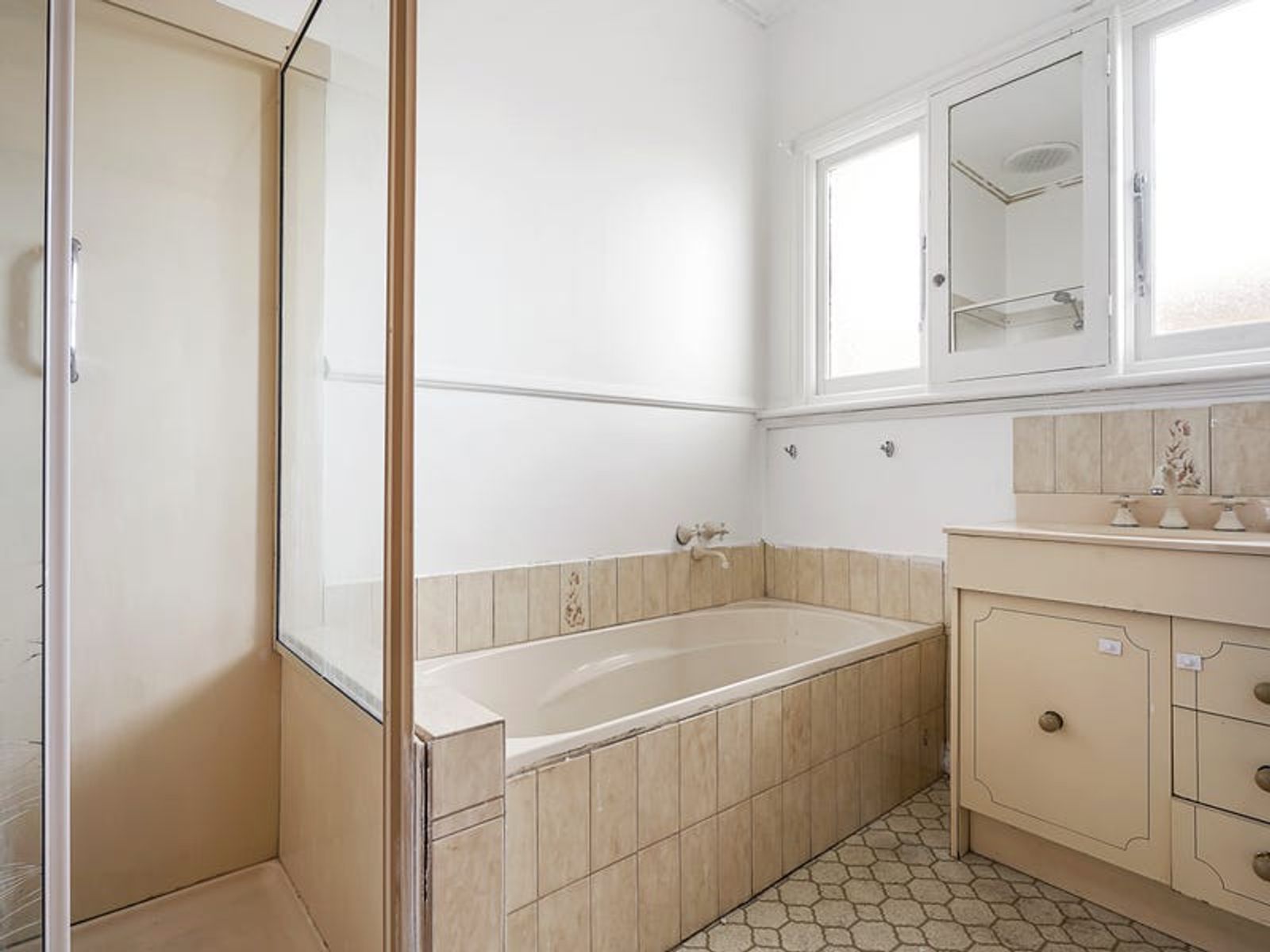 31 Oswald Street, Dandenong, VIC 3175, Dandenong - Thumbnail 4