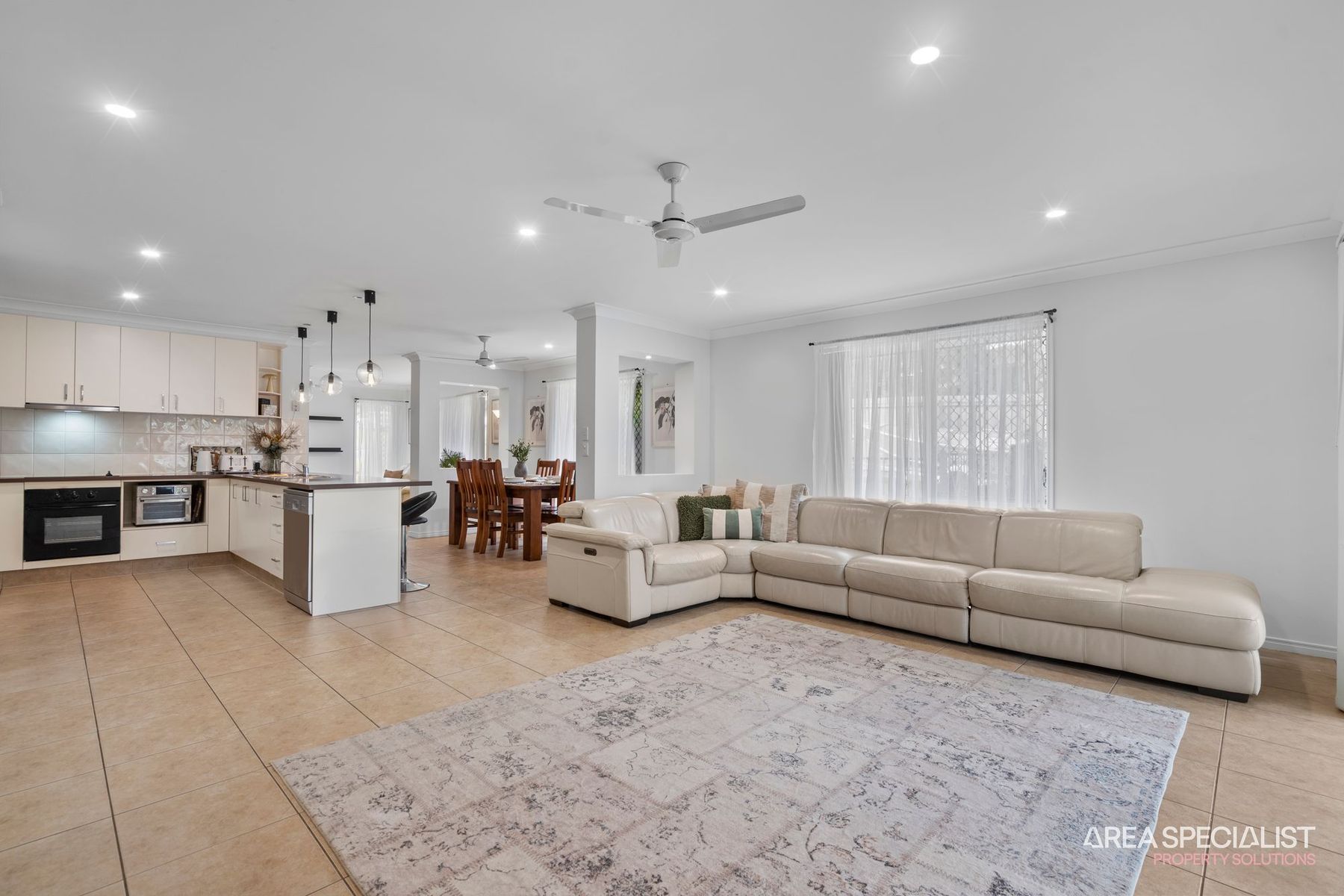 2 Ryan Place, Ormeau, QLD 4208, Ormeau - Thumbnail 8