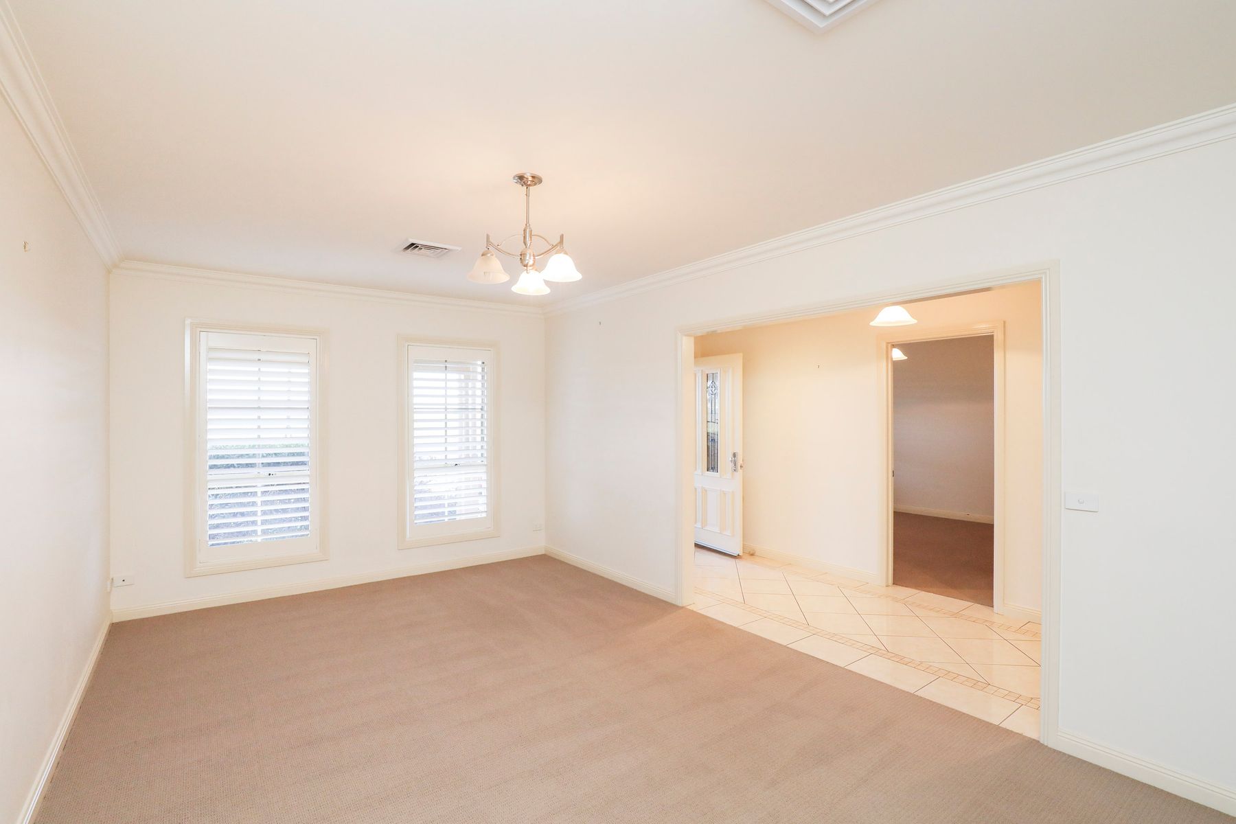 118 Sixteenth Street, Mildura - Thumbnail 2