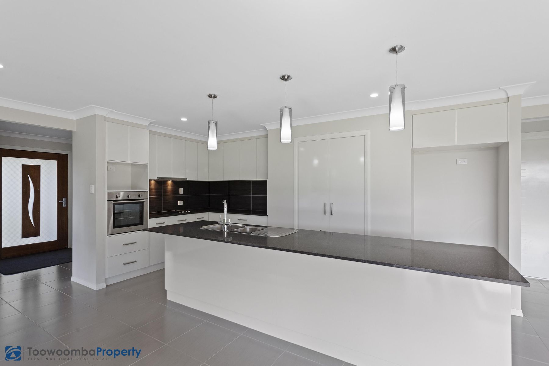 4 Sienna Drive, Glenvale QLD 4350, Glenvale - Thumbnail 3