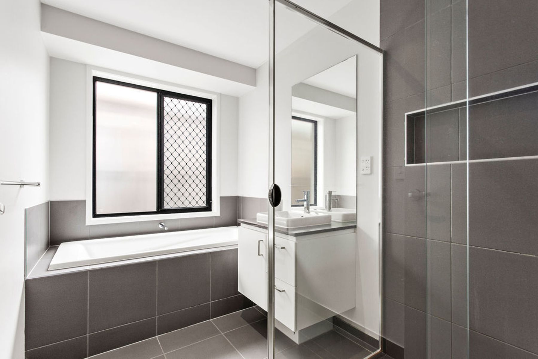 20 Galligan Way, Goodna QLD 4300, Goodna - Thumbnail 5