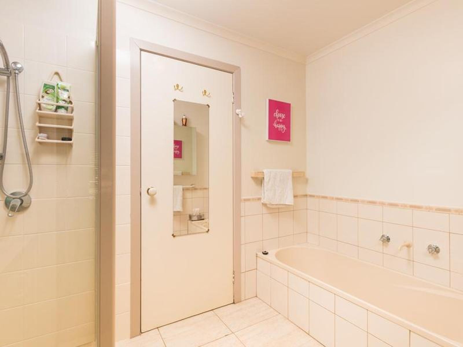 16 Caffrey Court, Irymple - Thumbnail 8