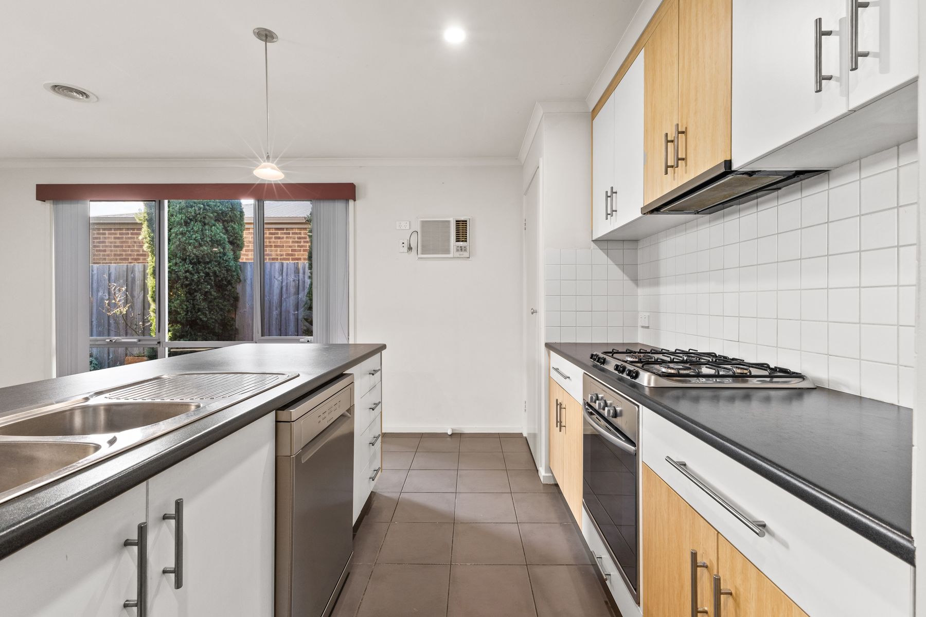 28 Riverslea Boulevard, Traralgon VIC 3844, Traralgon - Thumbnail 3