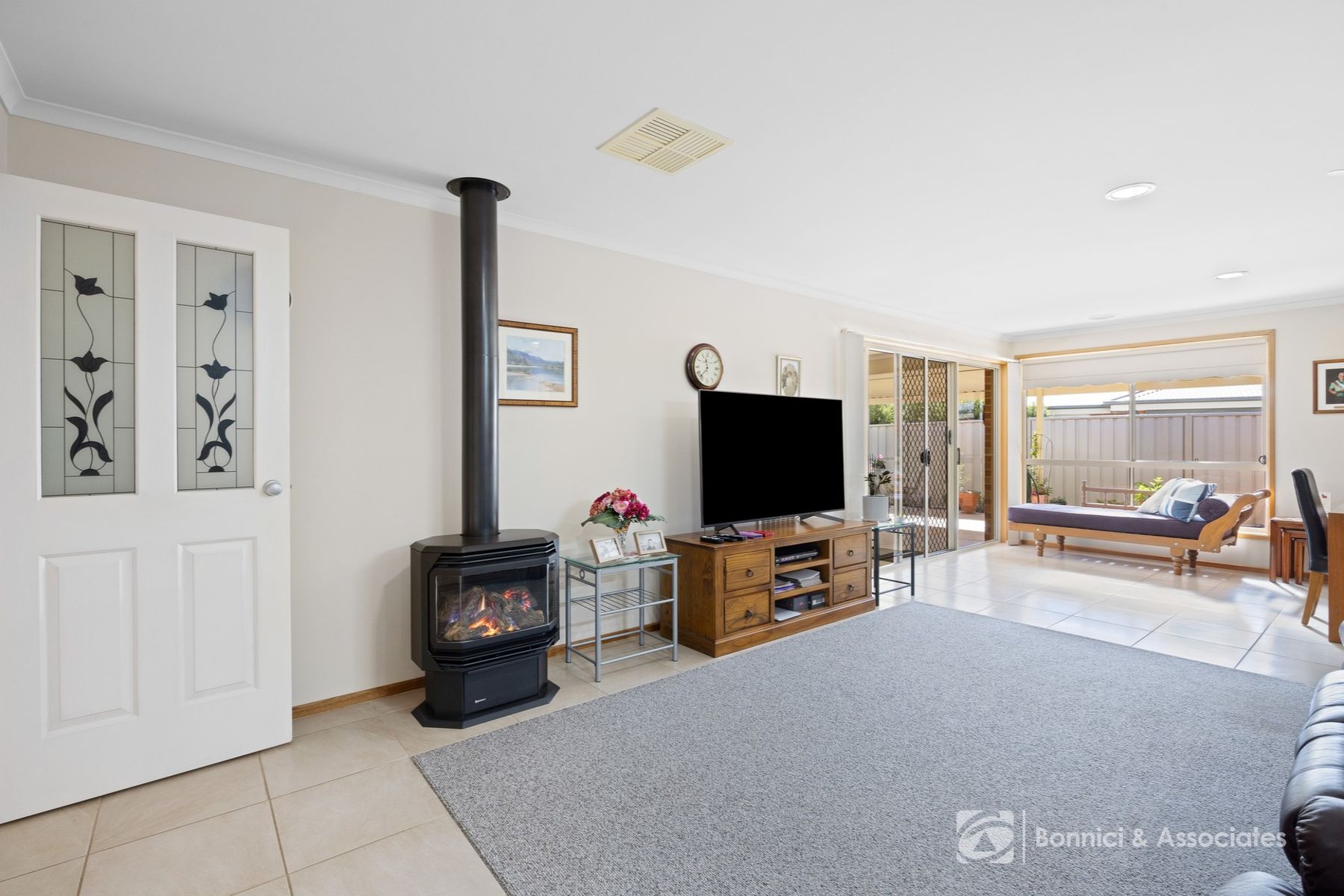 48 Golflinks Avenue, West Wodonga VIC 3690, West Wodonga - Thumbnail 2