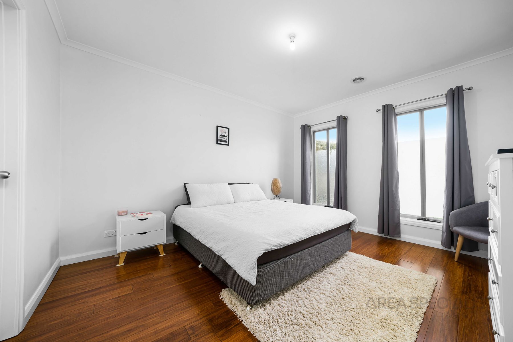 10 Whistler Crescent, Point Cook, VIC 3030, Point Cook - Thumbnail 5