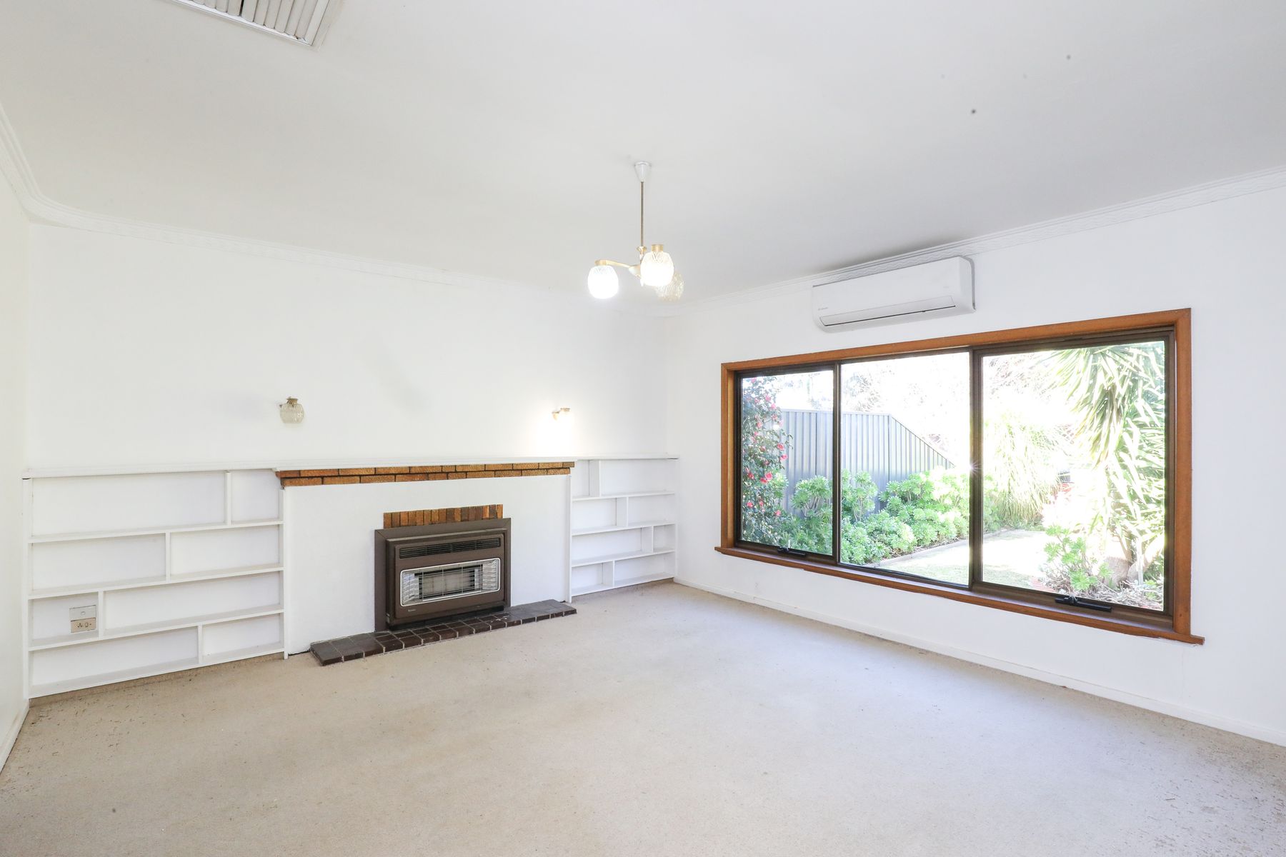 227 Deakin Avenue, Mildura - Thumbnail 4