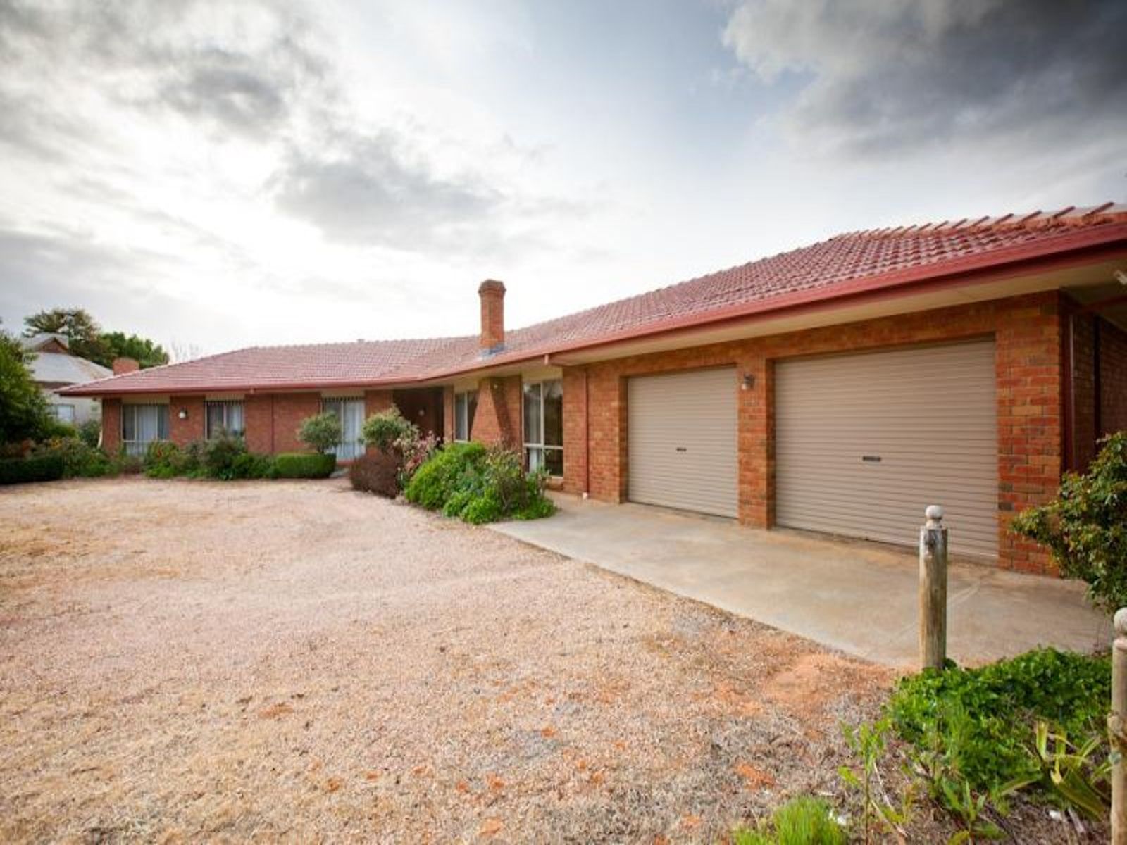 699 Deakin Avenue, Mildura - Thumbnail 2