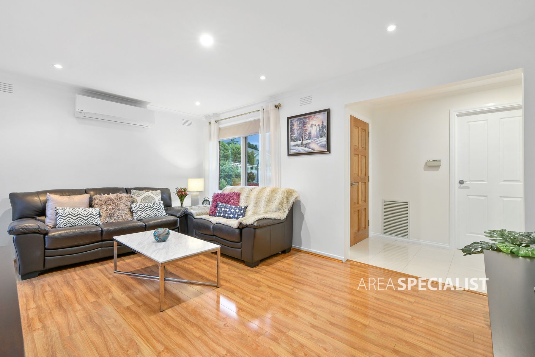 8 Lachlan Drive, Endeavour Hills, VIC 3802, Endeavour Hills - Thumbnail 4