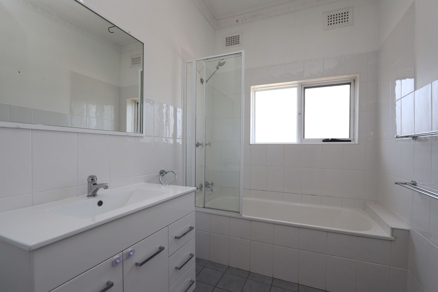 41 Montague Street, Goulburn NSW 2580, Goulburn - Thumbnail 4