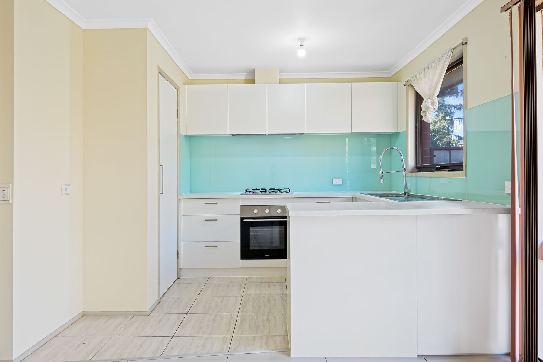 8 Callistemon Avenue, Keysborough, VIC 3173, Keysborough - Thumbnail 4