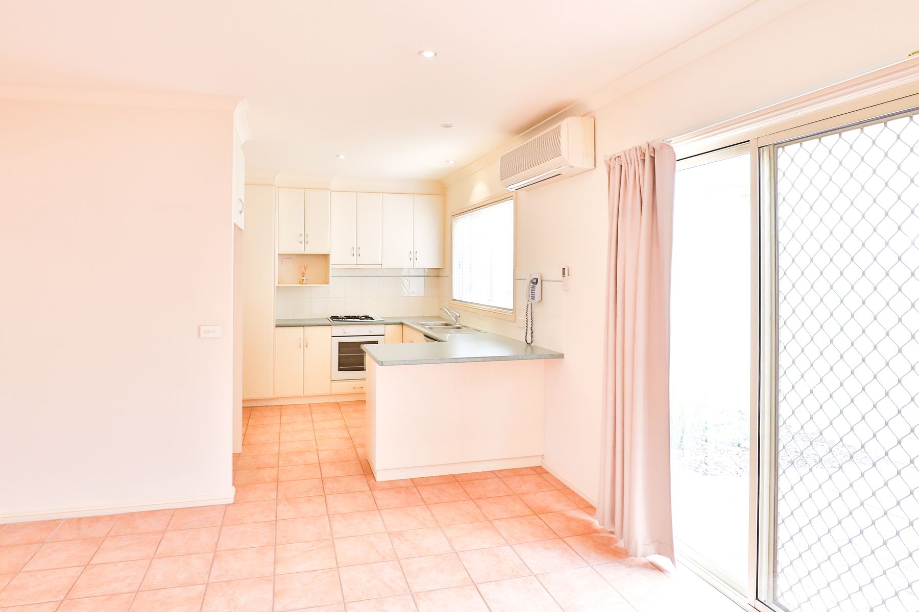 2/221 Wade Avenue, Mildura - Thumbnail 6