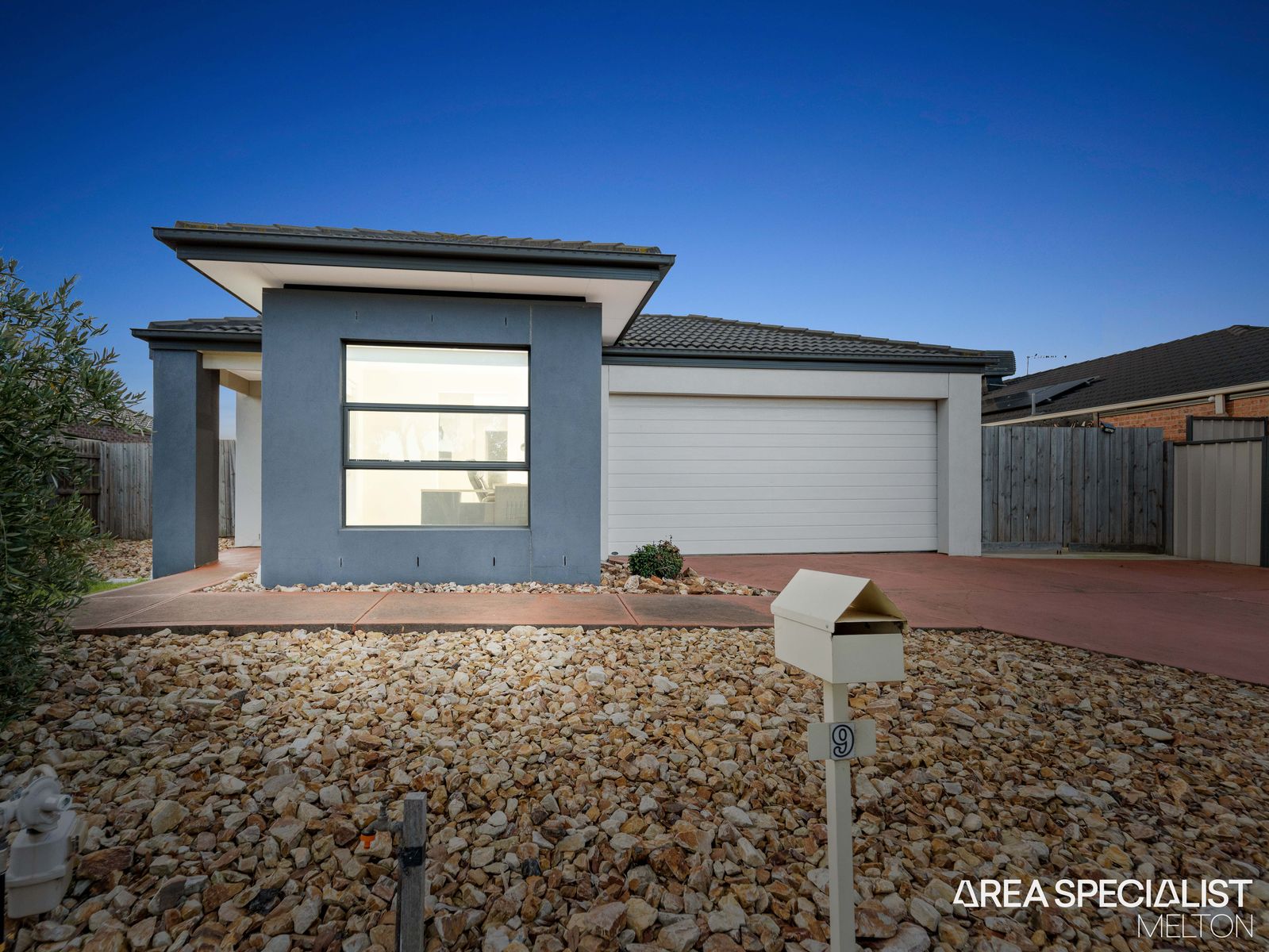 9 Banker Street, Kurunjang, VIC 3337, Kurunjang - Thumbnail 2