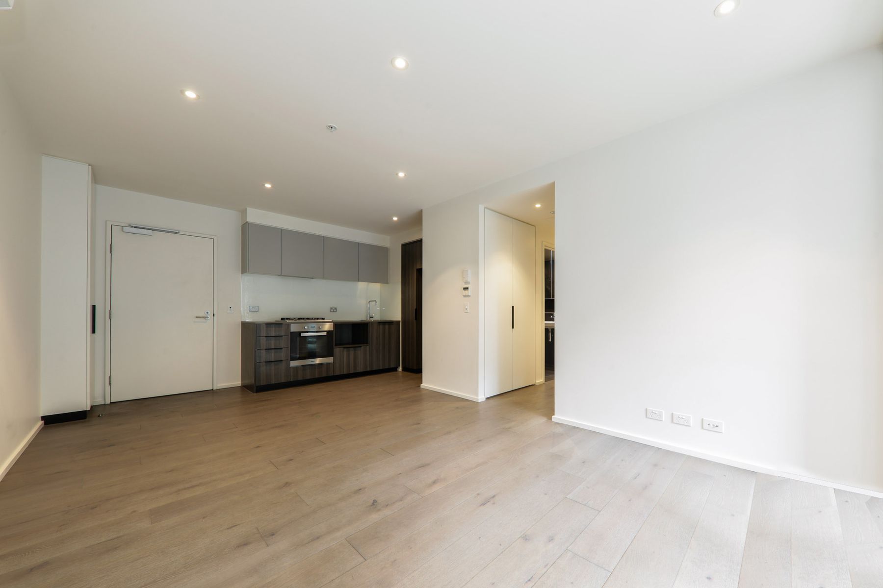206W/888 Collins Street, Docklands VIC 3008