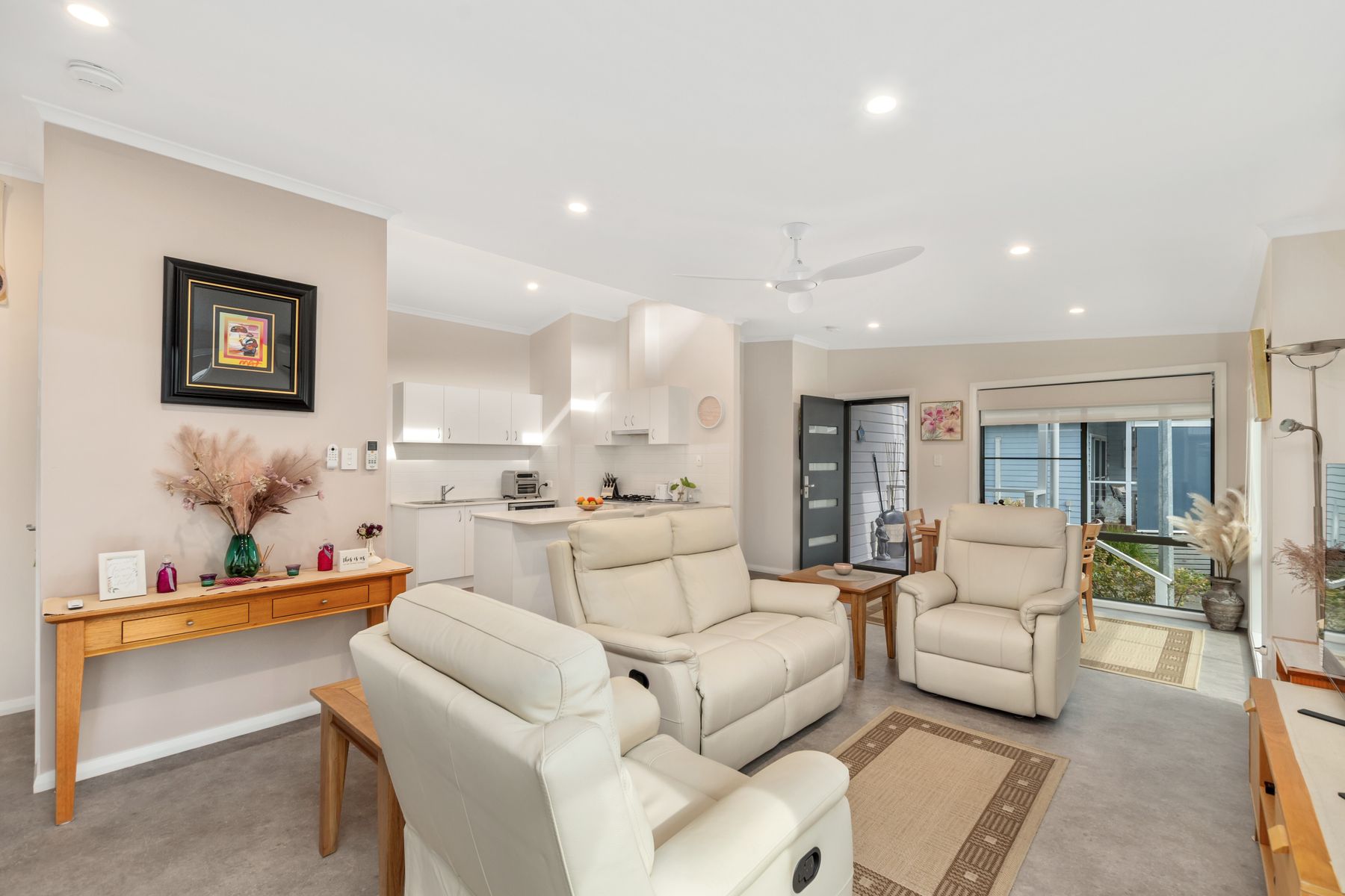 5/1 Fassifern Street, Ettalong Beach NSW 2257, Ettalong Beach - Thumbnail 2