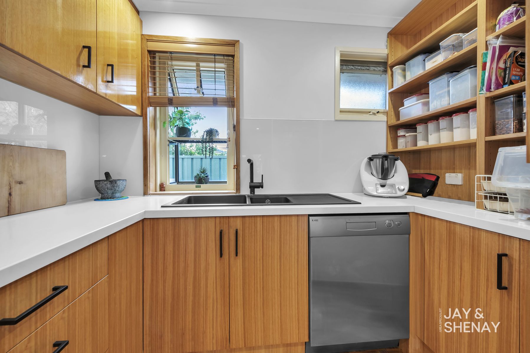 9 Embley Glade, Endeavour Hills, VIC 3802, Endeavour Hills - Thumbnail 5