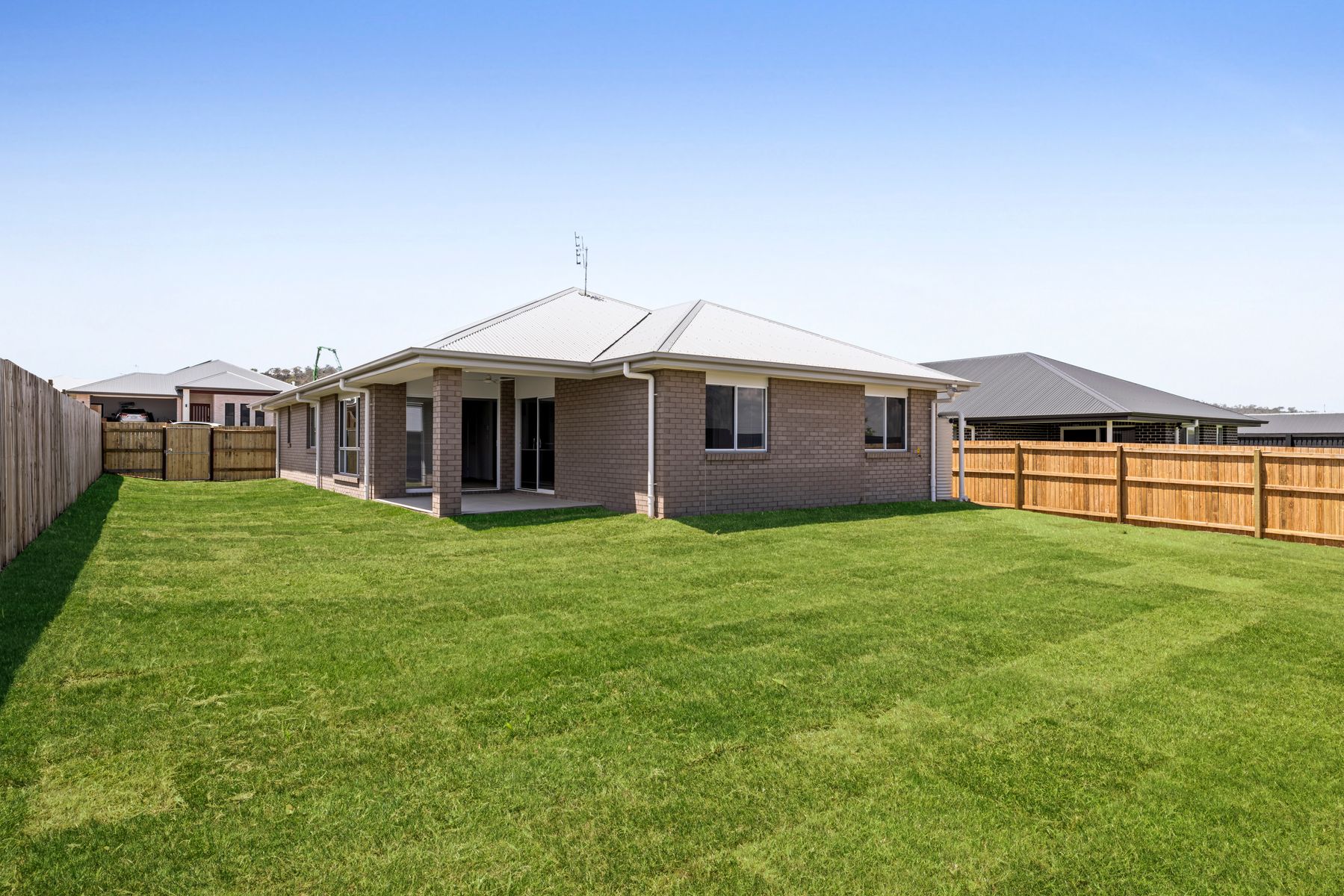 63 Jacana Street, Glenvale QLD 4350, Glenvale - Thumbnail 2