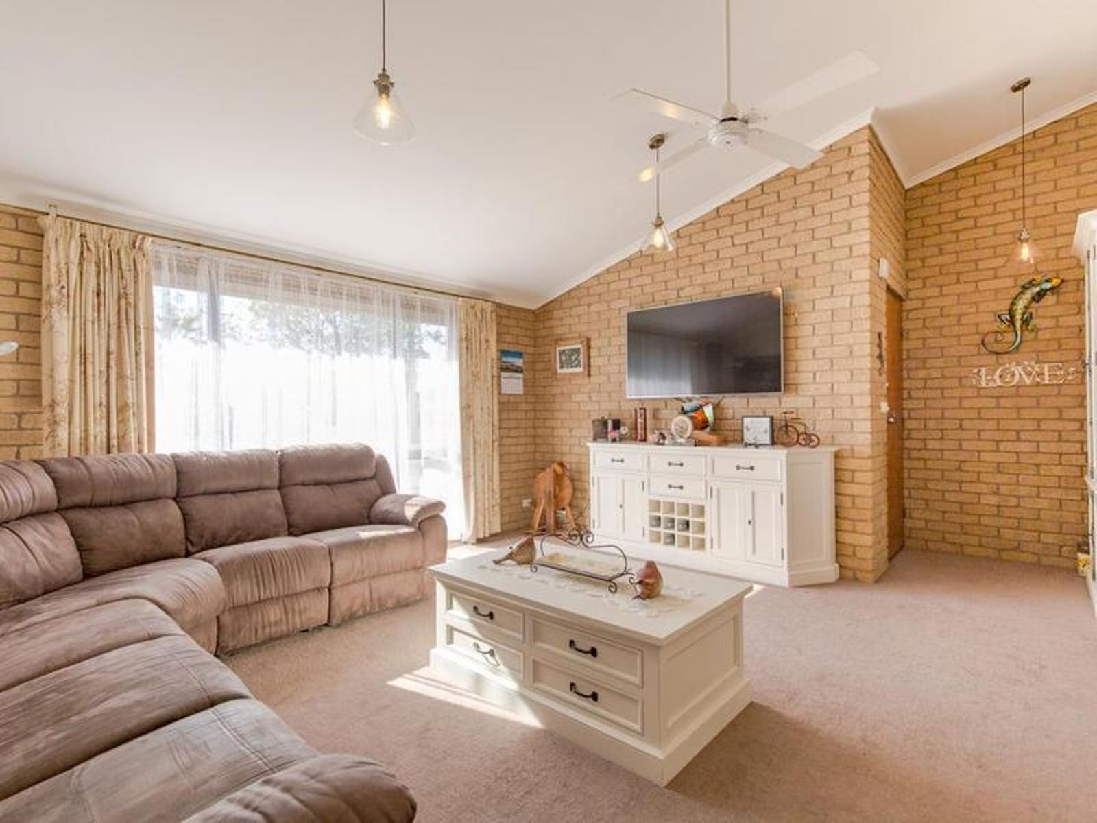 1/269 Eighth Street, Mildura - Thumbnail 2