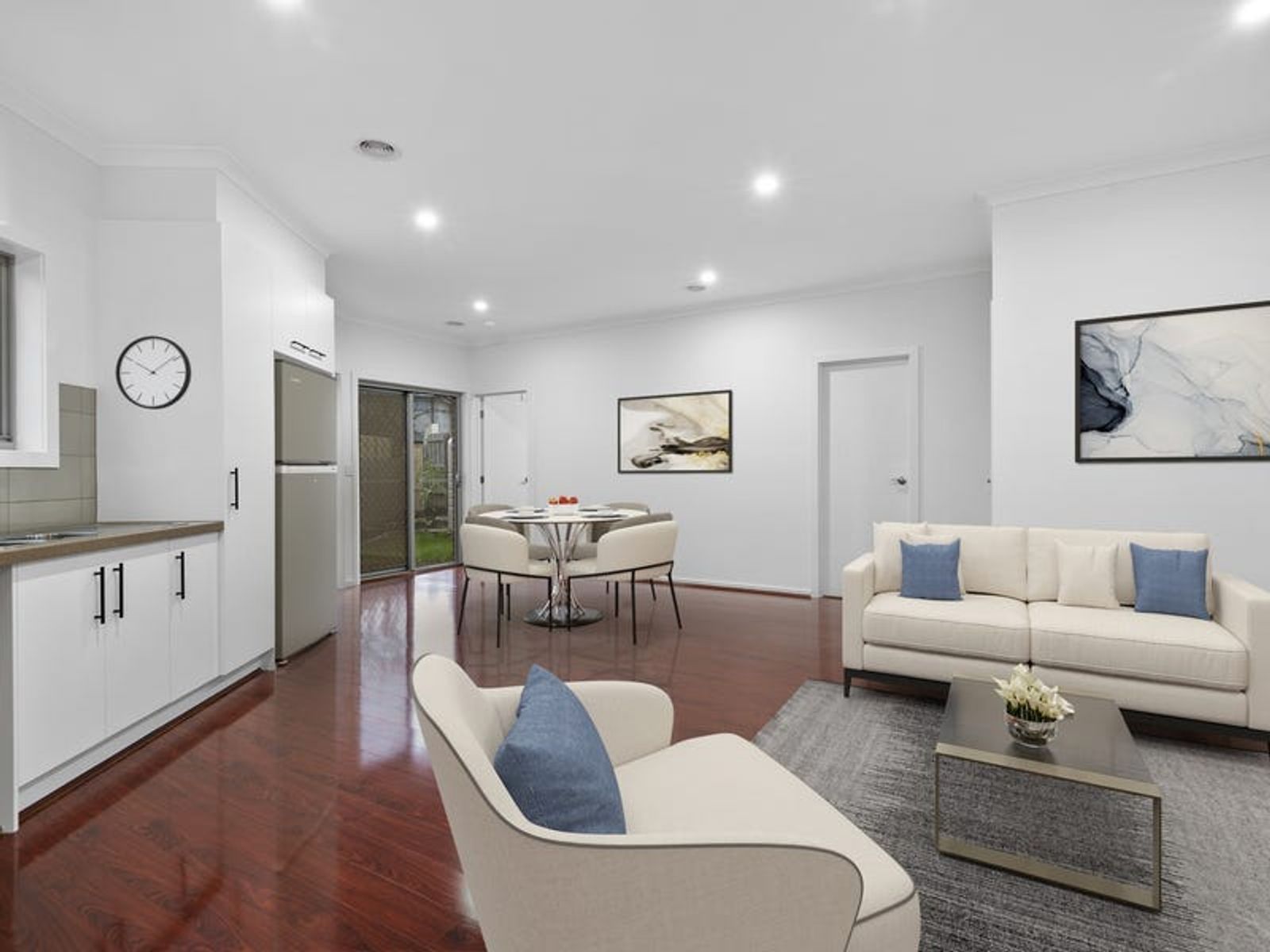 13B Ti, Doveton - Thumbnail 2