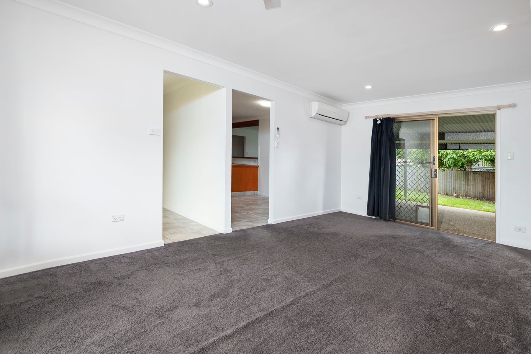 6 Shannon Street, Crestmead QLD 4132, Crestmead - Thumbnail 4